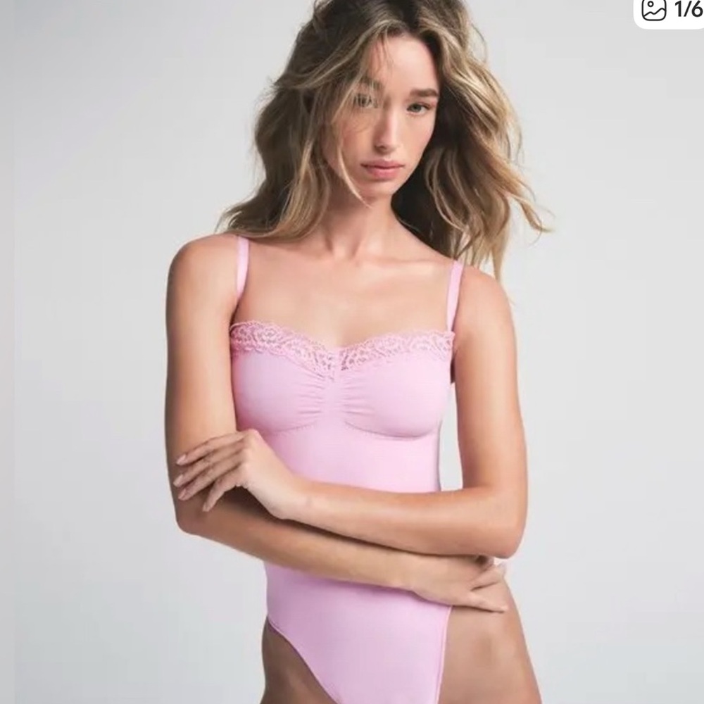 SKIMS Pink Sculpting Bodysuit size M